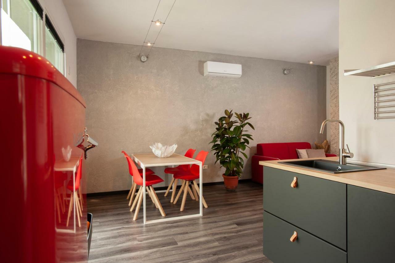 La Bellavita Del Garda Luxury Apartments San Felice del Benaco Exterior foto